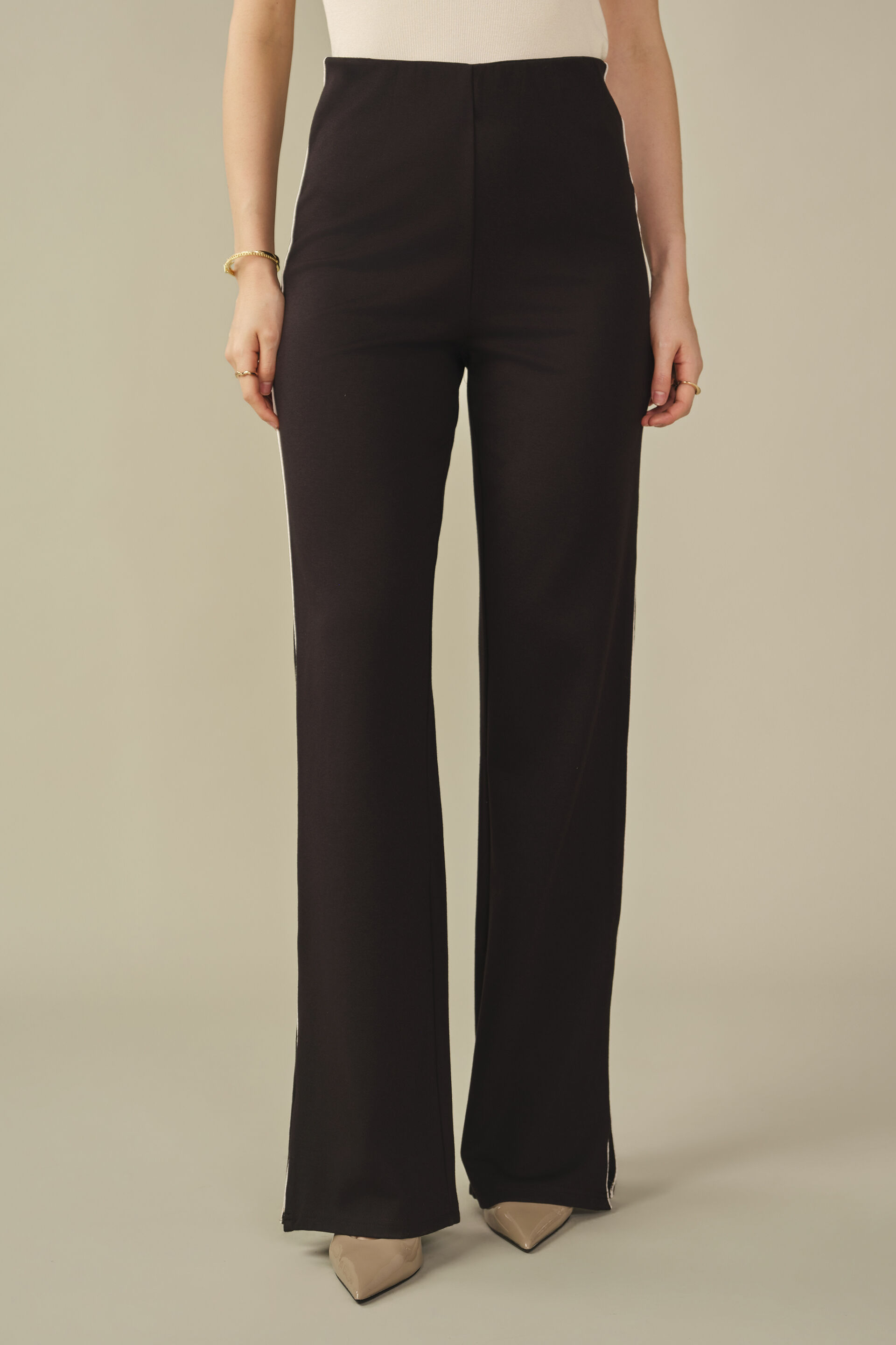 Solid Trousers in Black